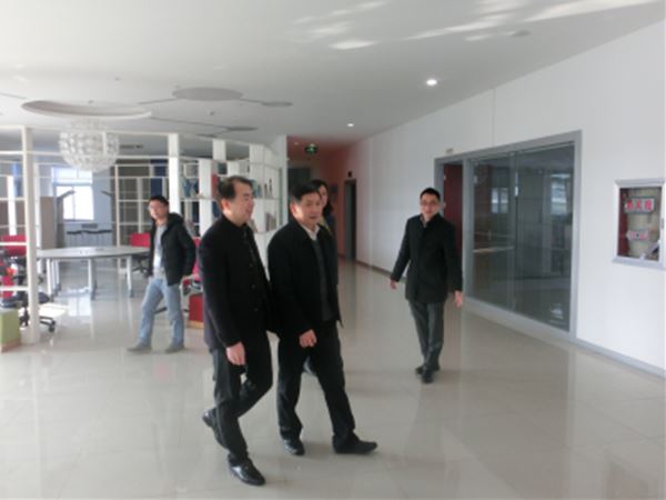 江苏省科协领导来万象城平台,万象城（中国）一站式服务平台药业开展专题调研