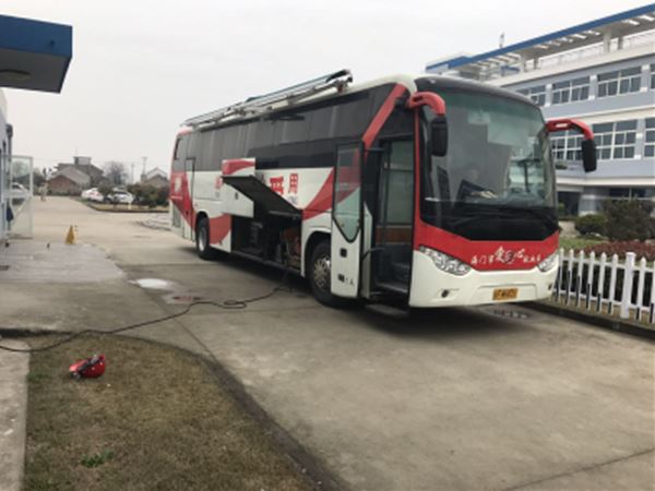 小小一滴血 献出大爱心